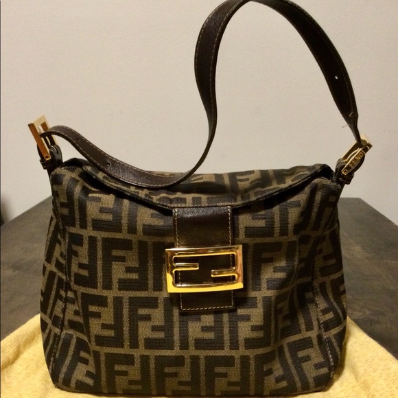 Fendi Handbags - Fendi Zucca shoulder bag